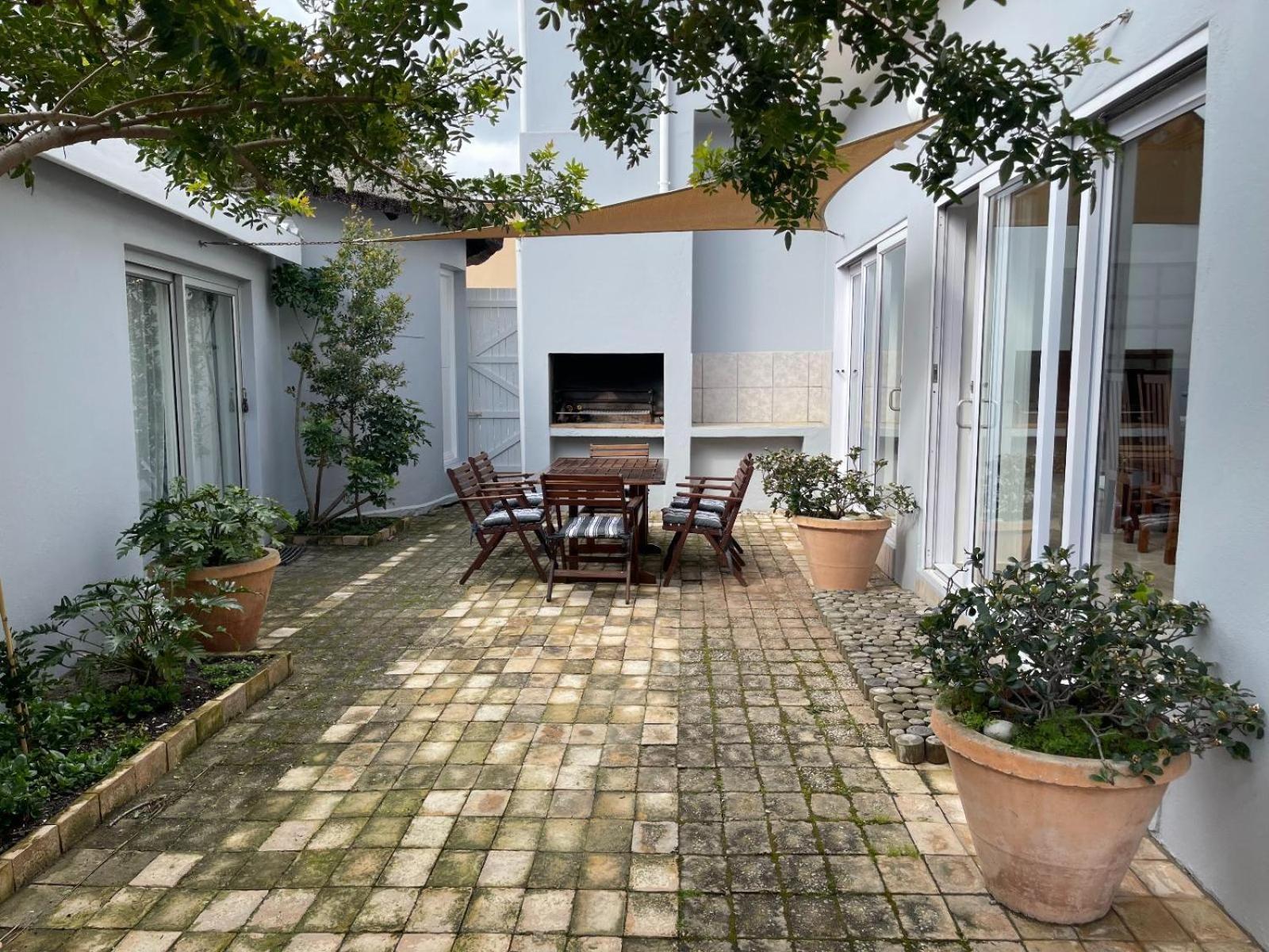 Footprints In Kleinmond Hotel Exterior photo