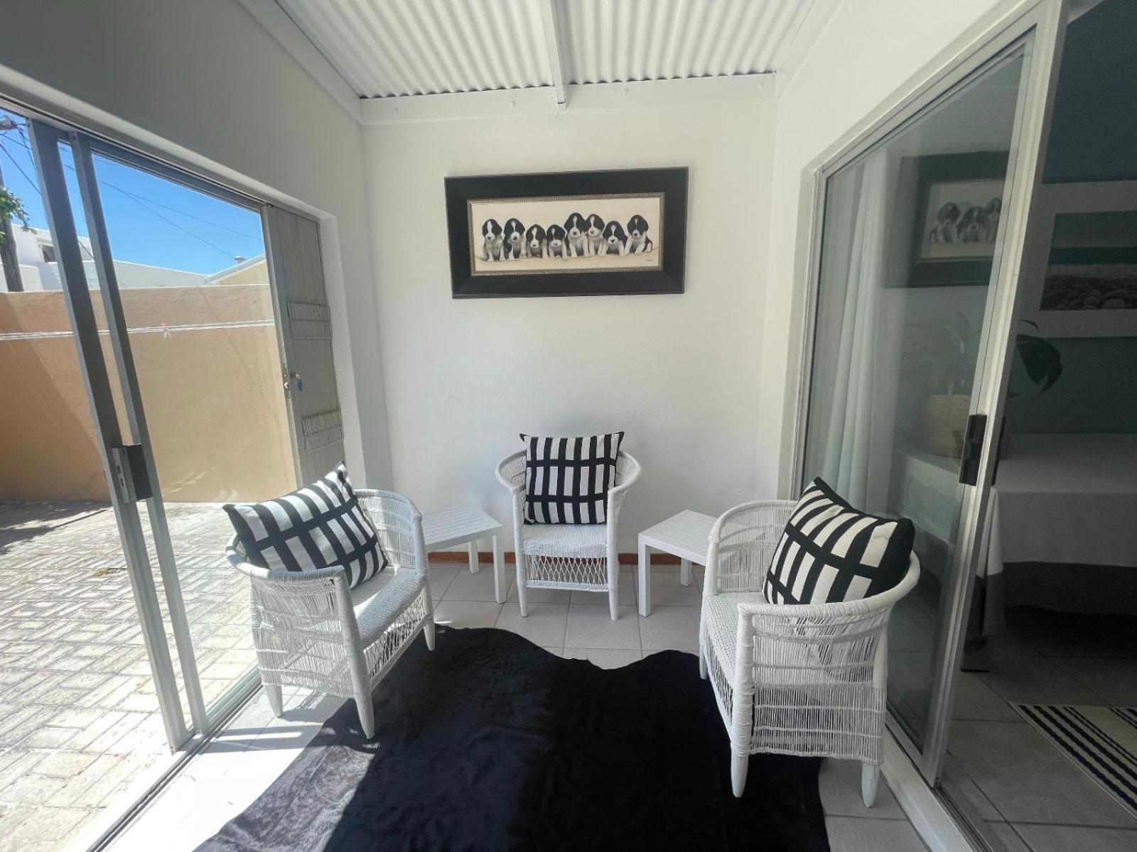 Footprints In Kleinmond Hotel Room photo