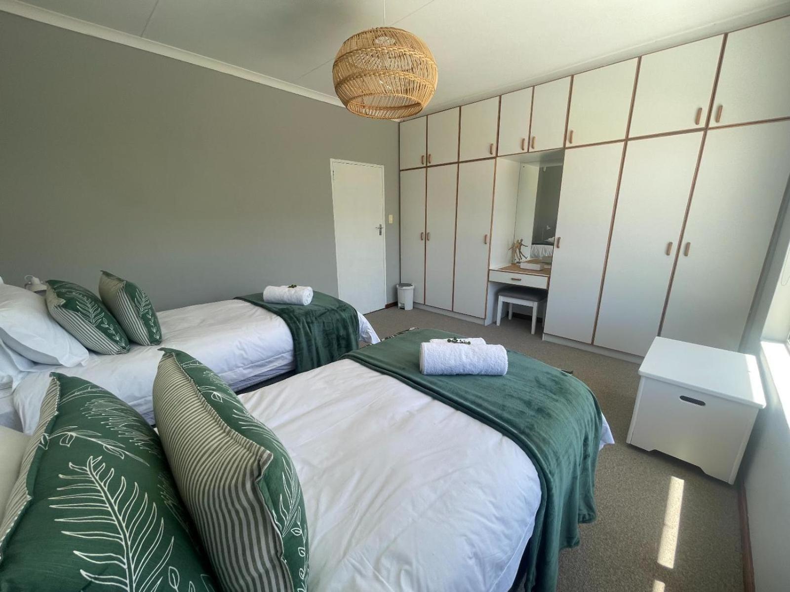 Footprints In Kleinmond Hotel Room photo