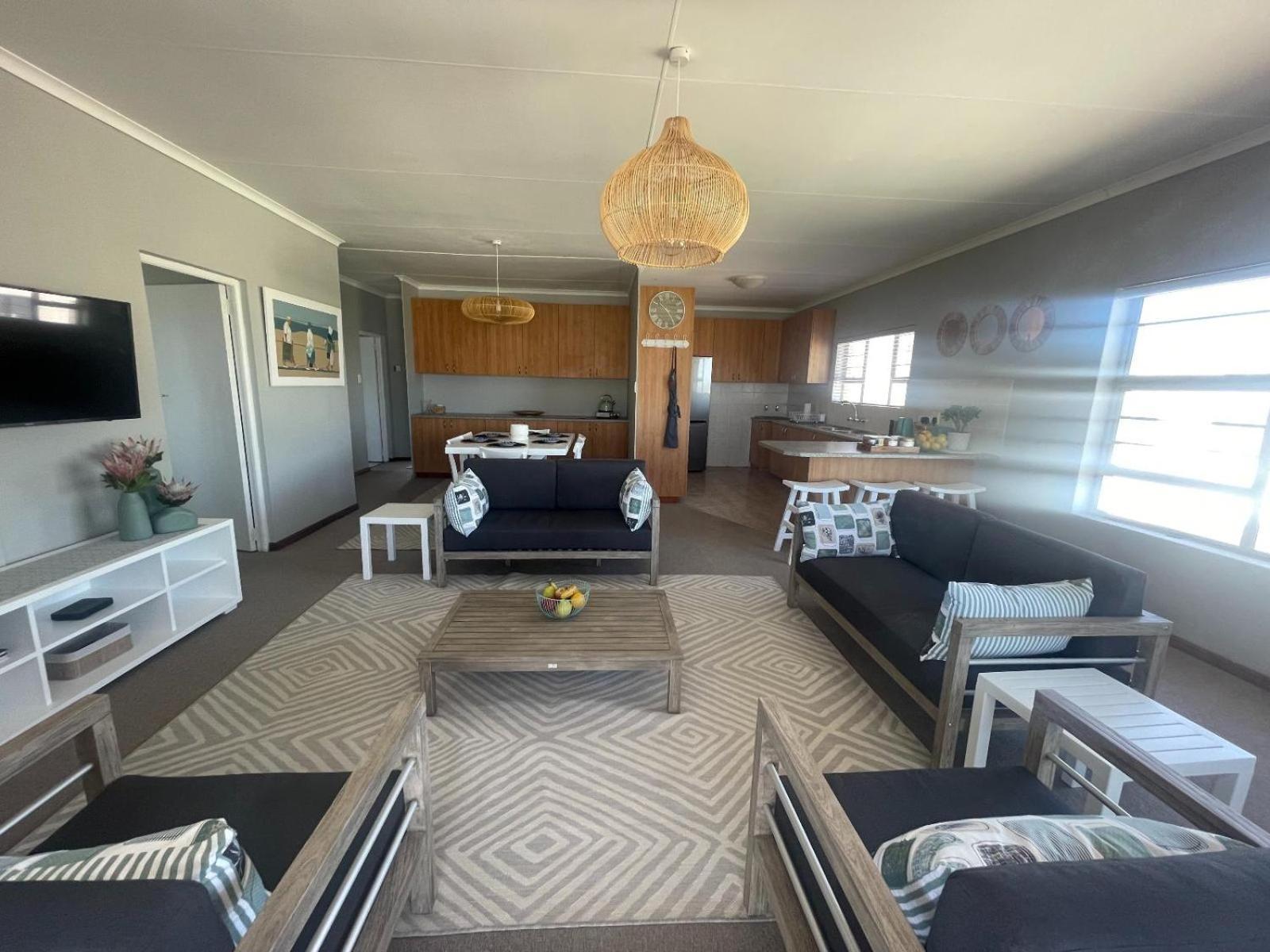 Footprints In Kleinmond Hotel Exterior photo